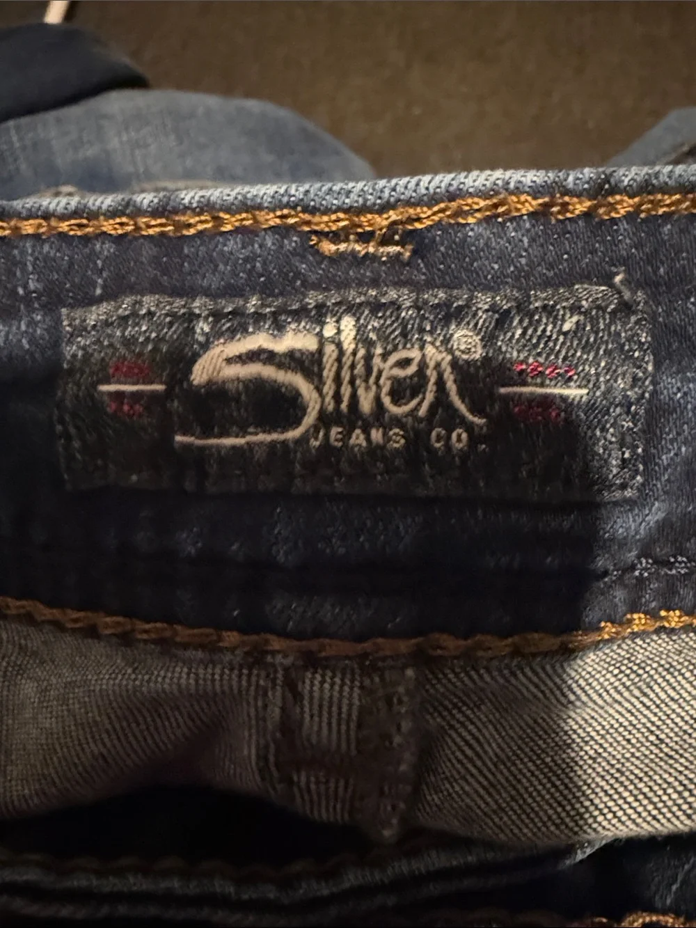 Silver Jeans Women's Boot Cut Dark Blue Denim size 32/31 - Picture 4 of 6